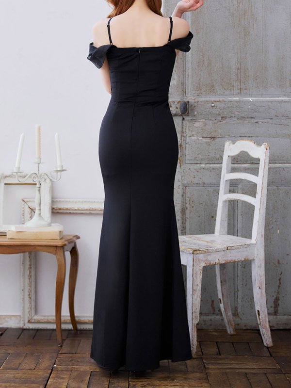 モデル:真優川咲 身長:159cm 着用サイズ:Sサイズ