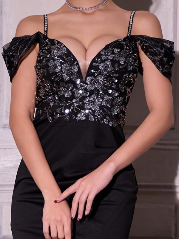 モデル：カレン　身長：153cm　着用サイズ：Sサイズ