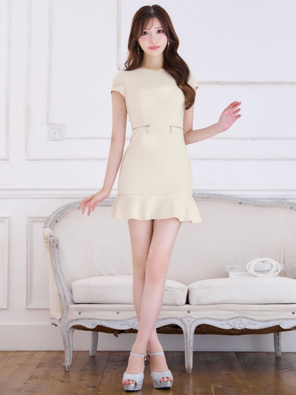 モデル:桜伊みやこ 身長:168cm 着用サイズ:Sサイズ