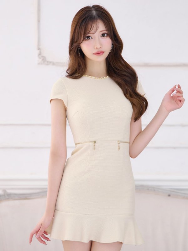 モデル:桜伊みやこ 身長:168cm 着用サイズ:Sサイズ