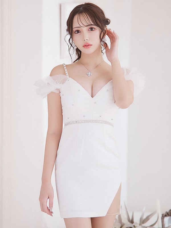 モデル：りな　身長：160cm　着用サイズ：Sサイズ