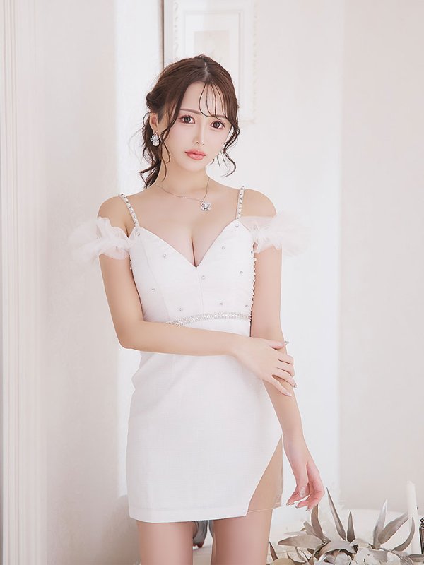 モデル：りな　身長：160cm　着用サイズ：Sサイズ