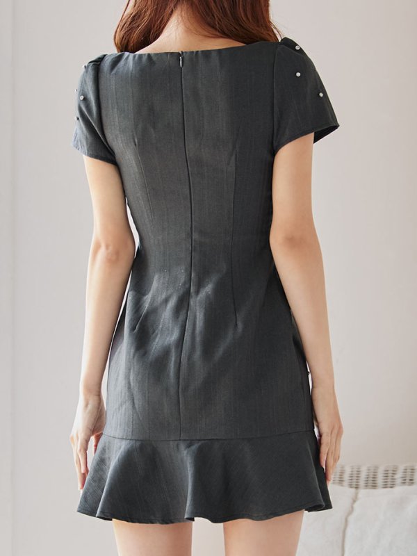 モデル：まりん　身長：163cm　着用サイズ：Sサイズ