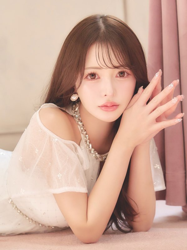 モデル：りな　身長：160cm　着用サイズ：Sサイズ