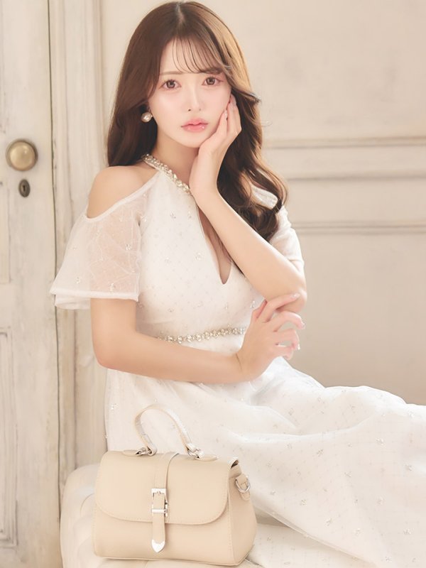 モデル：りな　身長：160cm　着用サイズ：Sサイズ