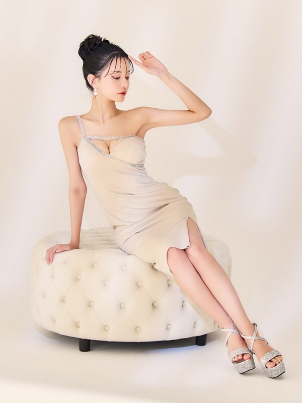 モデル：まおちゃる　身長：156cm　着用サイズ：Sサイズ