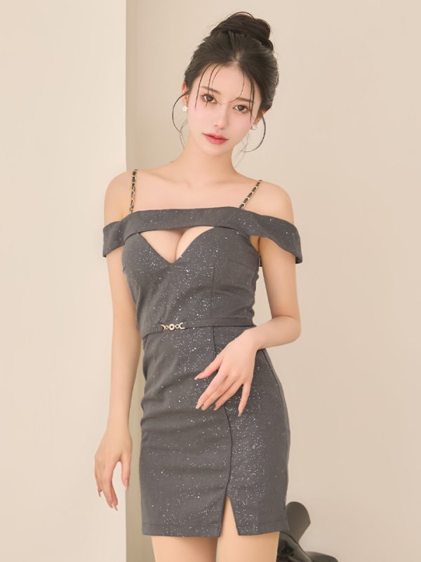 モデル：ゆりお　身長：165cm　着用サイズ：Sサイズ