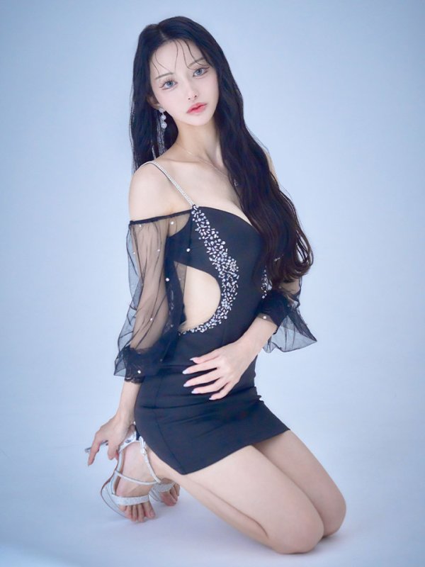 モデル：まおちゃる　身長：157cm　着用サイズ：Sサイズ