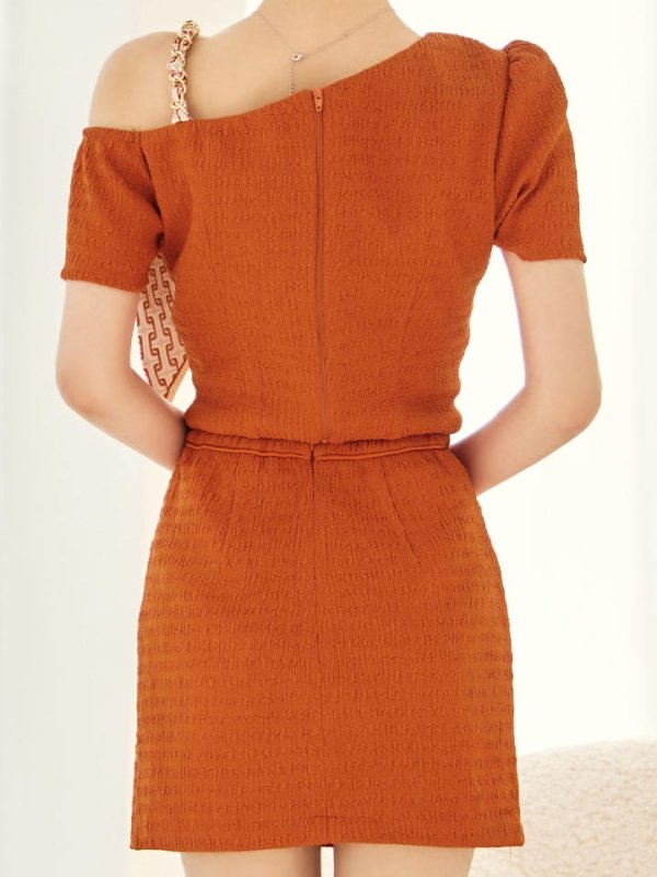 モデル：ももか　身長：156cm　着用サイズ：Sサイズ