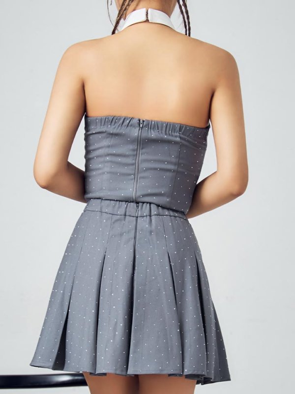 モデル：如月れい　身長：156cm　着用サイズ：Sサイズ