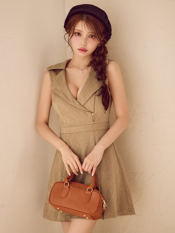 モデル：ももか　身長：156cm　着用サイズ：Sサイズ