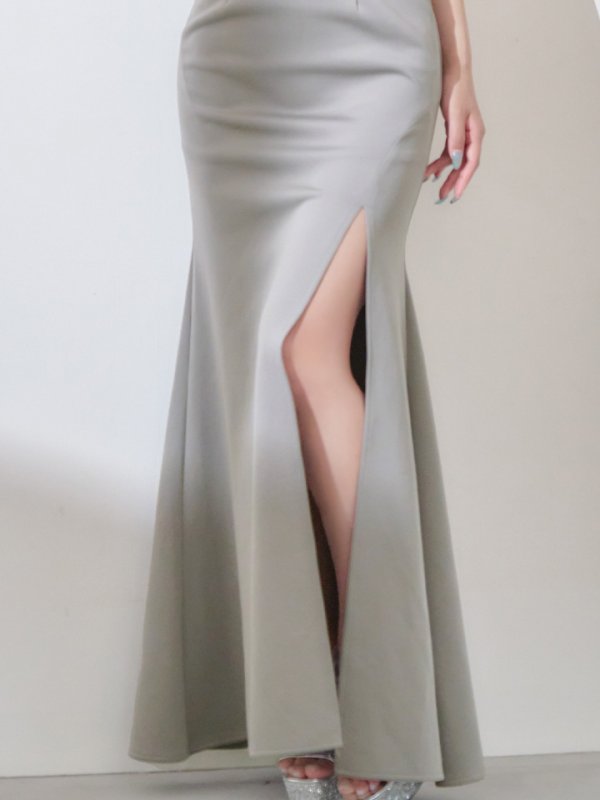 モデル：如月れい　身長：156cm　着用サイズ：Sサイズ