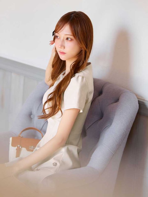 モデル:あすか 身長:170cm 着用サイズ:Sサイズ