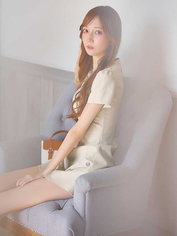 モデル:あすか 身長:170cm 着用サイズ:Sサイズ