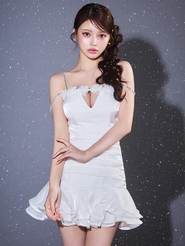 モデル：ももか　身長：156cm　着用サイズ：Sサイズ