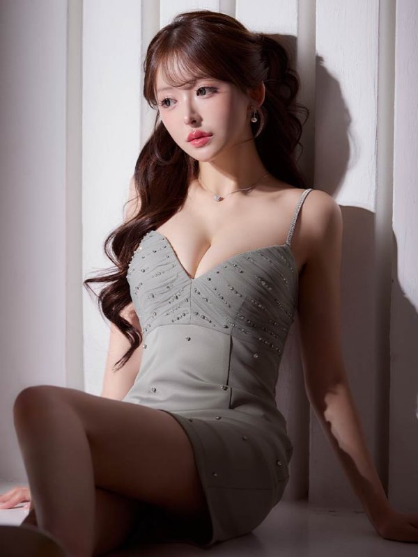 モデル：かるあ　身長：156cm　着用サイズ：Sサイズ