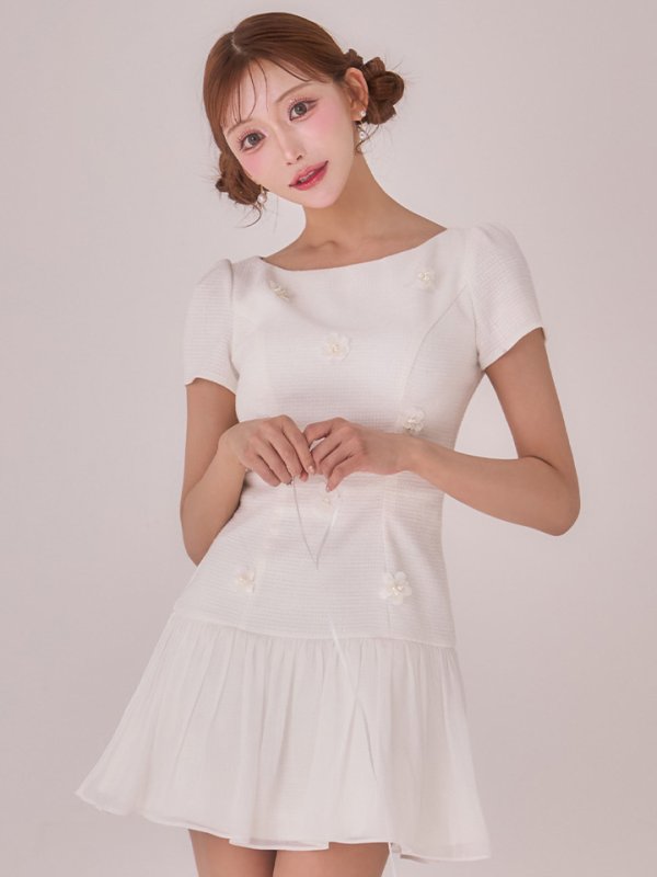 モデル：明日花キララ　身長：162cm　着用サイズ：Sサイズ