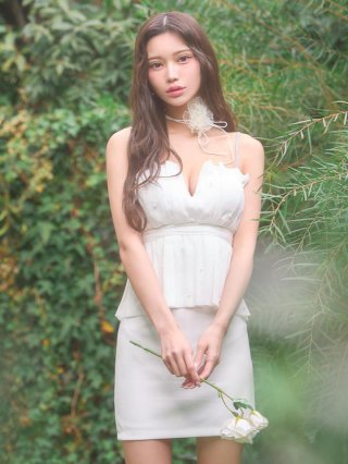 ホワイト(白) ドレス一覧｜キャバドレスの通販なら JEWELS(ジュエルズ