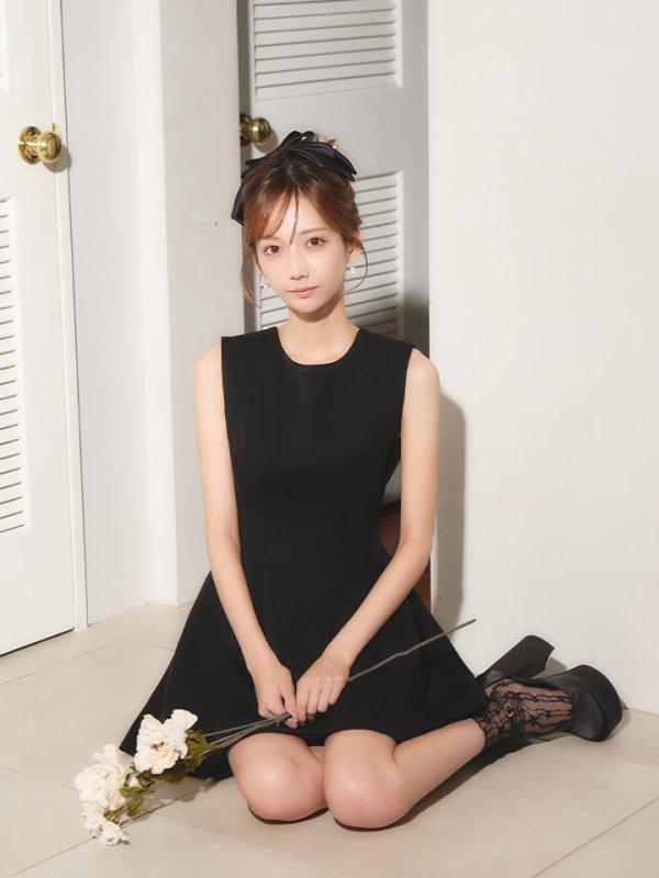 モデル：あすか　身長：170cm　着用サイズ：Sサイズ