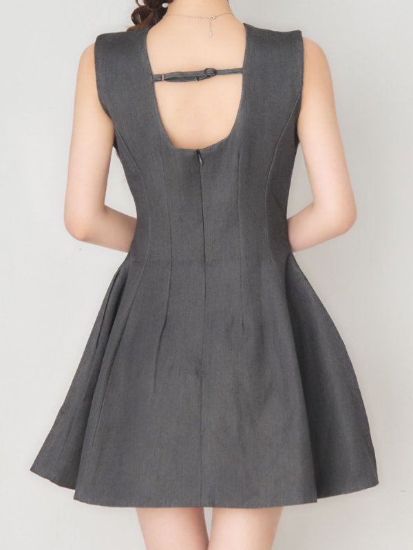 モデル：ももか　身長：156cm　着用サイズ：Sサイズ