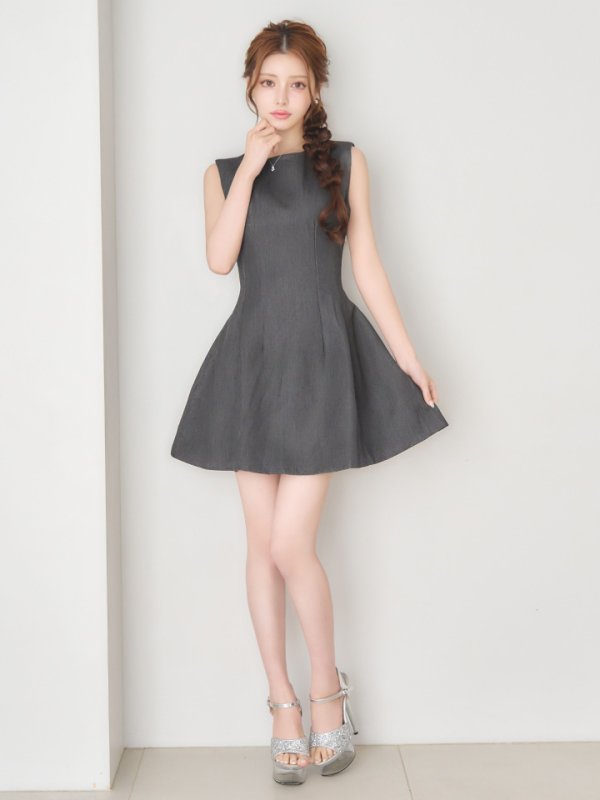 モデル：ももか　身長：156cm　着用サイズ：Sサイズ