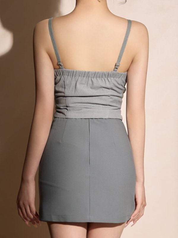 モデル：かるあ　身長：156cm　着用サイズ：Sサイズ