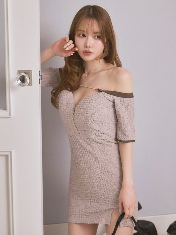 モデル：ゆめ　身長：160cm　着用サイズ：Sサイズ