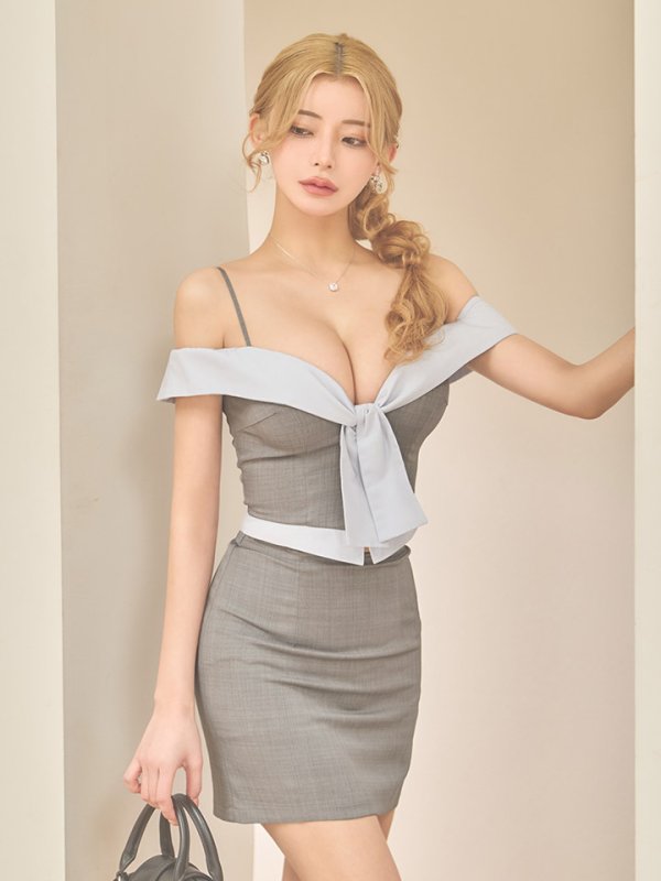 モデル：ふぶき　身長：161cm　着用サイズ：Sサイズ