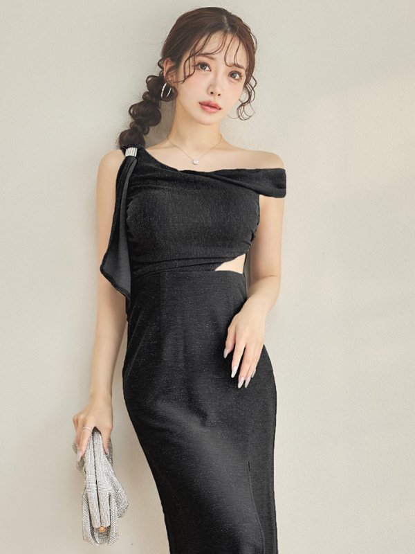 モデル：朝陽凪　身長：156cm　着用サイズ：Sサイズ