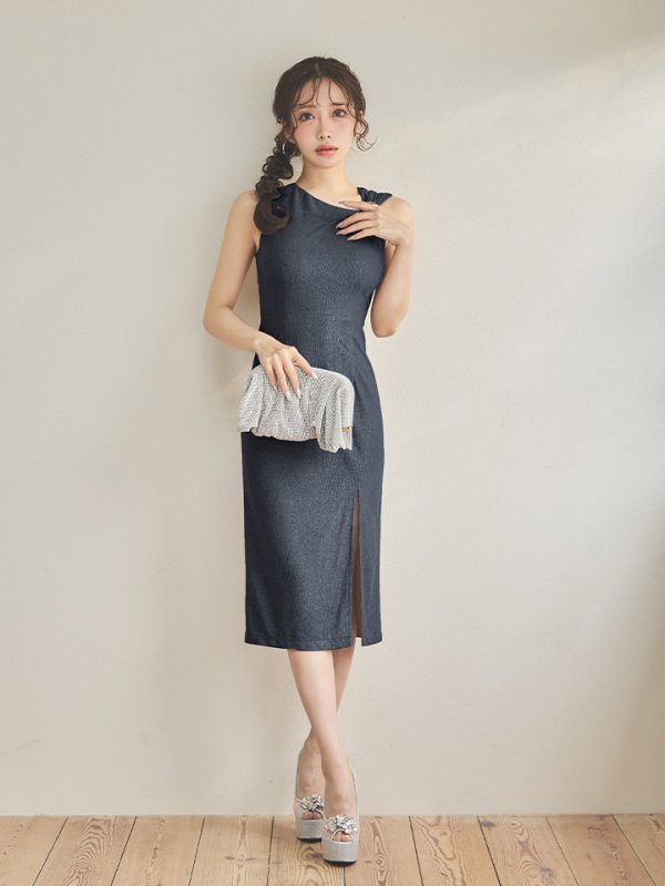 モデル：朝陽凪　身長：156cm　着用サイズ：Sサイズ