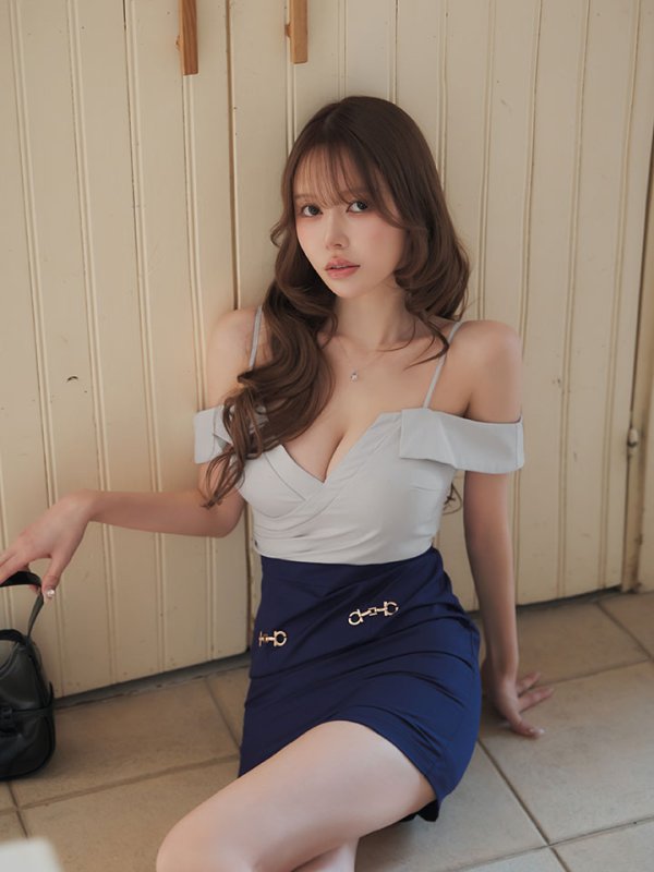 モデル：ゆめ　身長：160cm　着用サイズ：Sサイズ