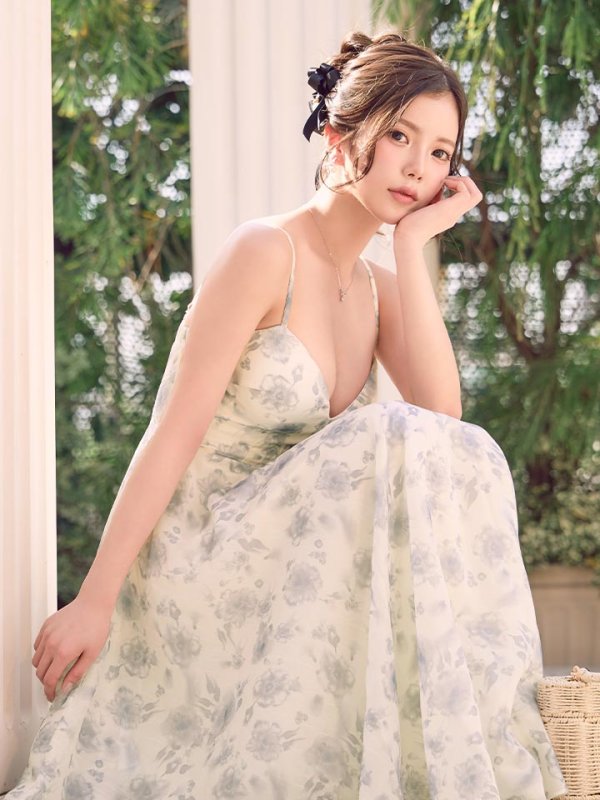 モデル：せいは　身長：161cm　着用サイズ：Sサイズ