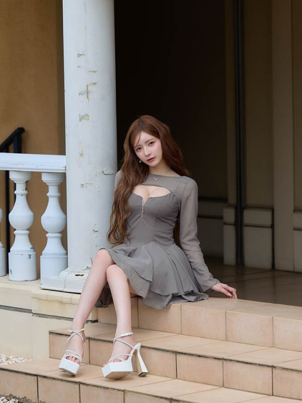 モデル：まみ　身長：161cm　着用サイズ：Sサイズ
