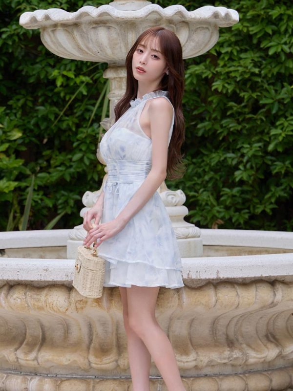 モデル：天海りこ　身長：156cm　着用サイズ：Sサイズ