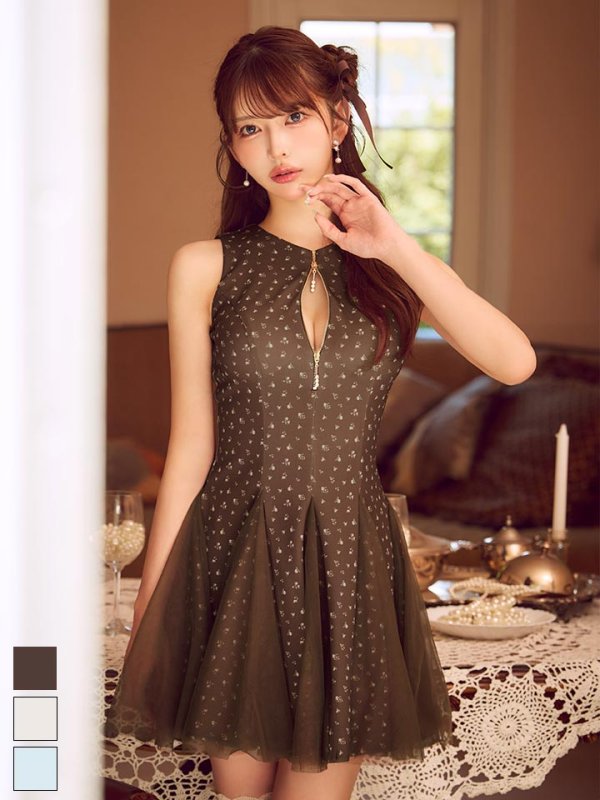 モデル：飛鳥　身長：161cm　着用サイズ：Sサイズ