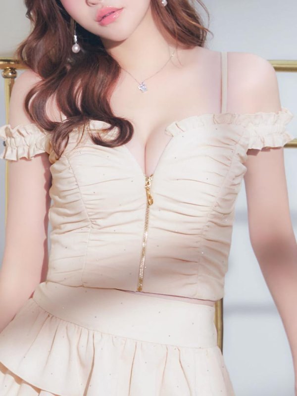 モデル：羽澄まり　身長：158cm　着用サイズ：Sサイズ