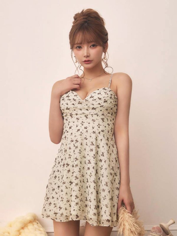 モデル：まみ　身長：161cm　着用サイズ：Sサイズ