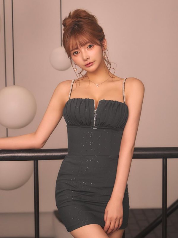 モデル：まみ　身長：161cm　着用サイズ：Sサイズ