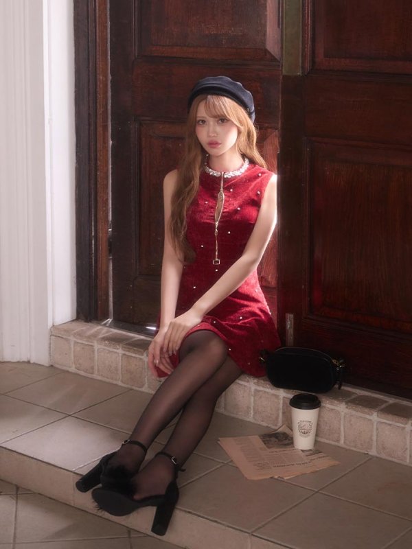 ワインレッド　モデル：るりぴ　身長：165cm　着用サイズ：Sサイズ