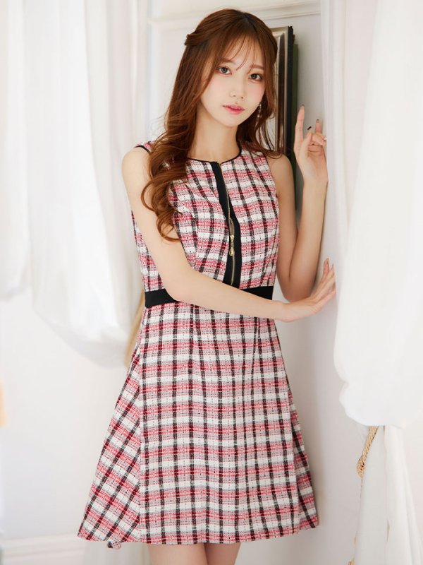 モデル:あすか 身長:170cm 着用サイズ:Sサイズ