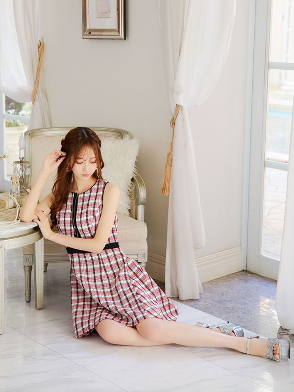 モデル:あすか 身長:170cm 着用サイズ:Sサイズ