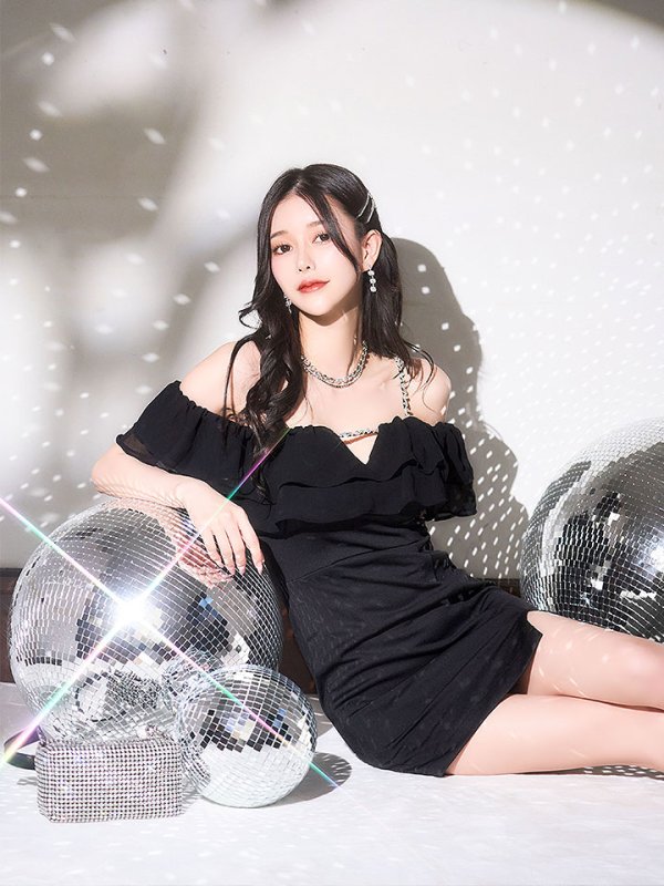 モデル:ゆりお 身長:165cm 着用サイズ:Sサイズ