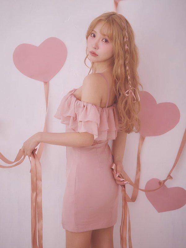 モデル:三上悠亜 身長:159cm 着用サイズ:Sサイズ