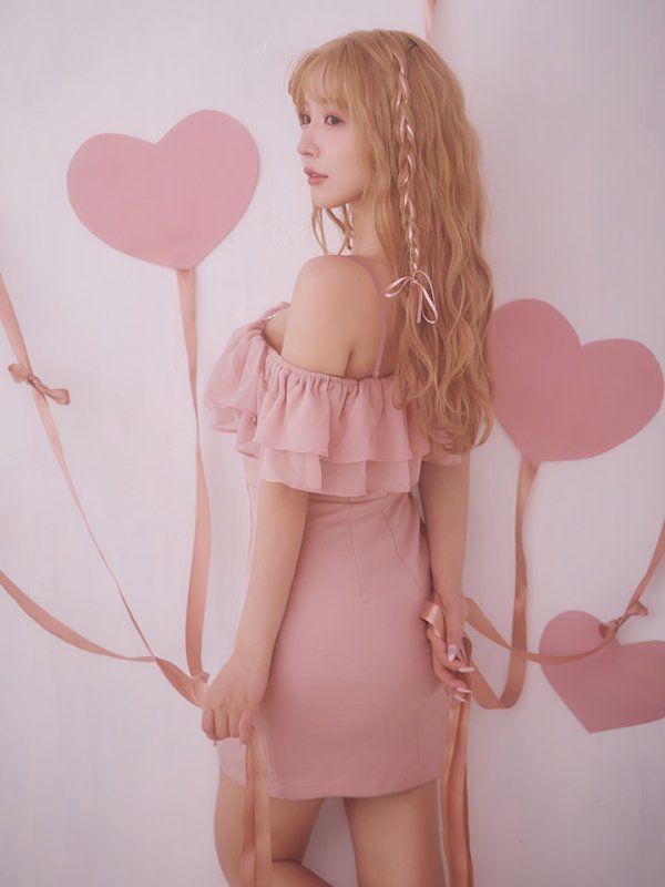 モデル:三上悠亜 身長:159cm 着用サイズ:Sサイズ