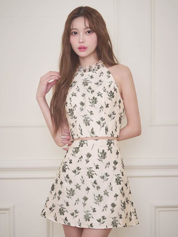 モデル：るりぴ　身長：165cm　着用サイズ：Sサイズ