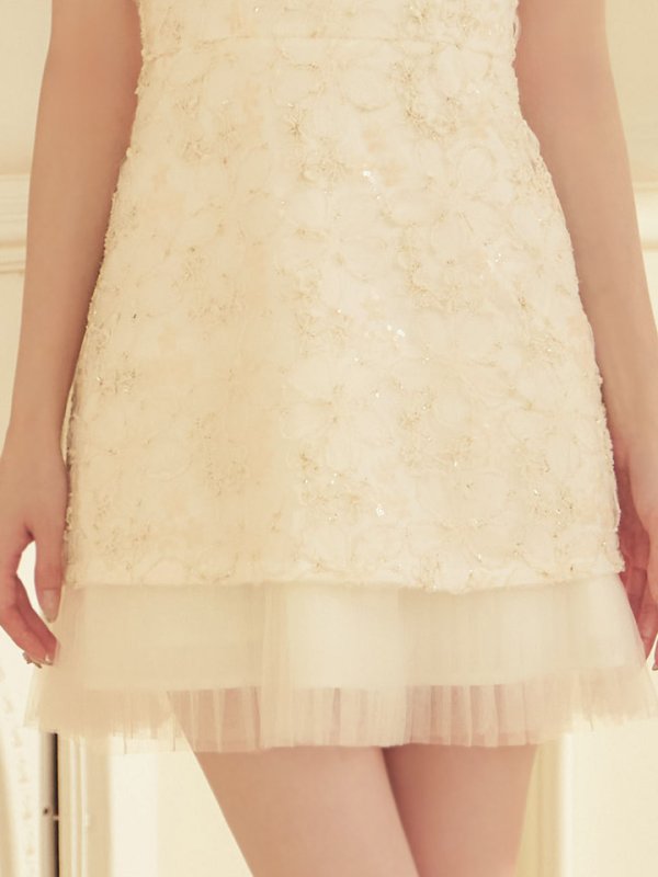 モデル：羽澄まり　身長：158cm　着用サイズ：Sサイズ