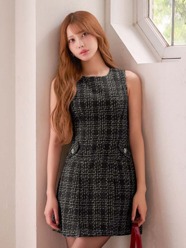ブラック　モデル：るりぴ　身長：165cm　着用サイズ：Sサイズ