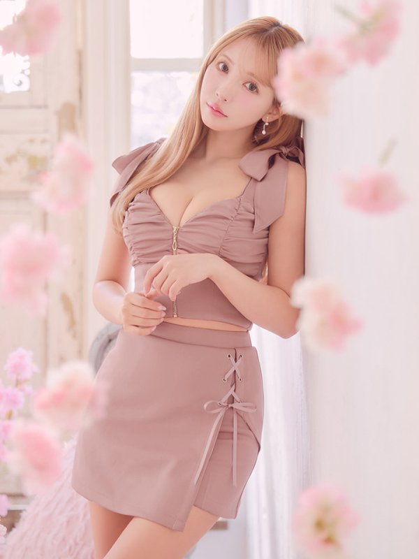 モデル:三上悠亜 身長:159cm 着用サイズ:Sサイズ