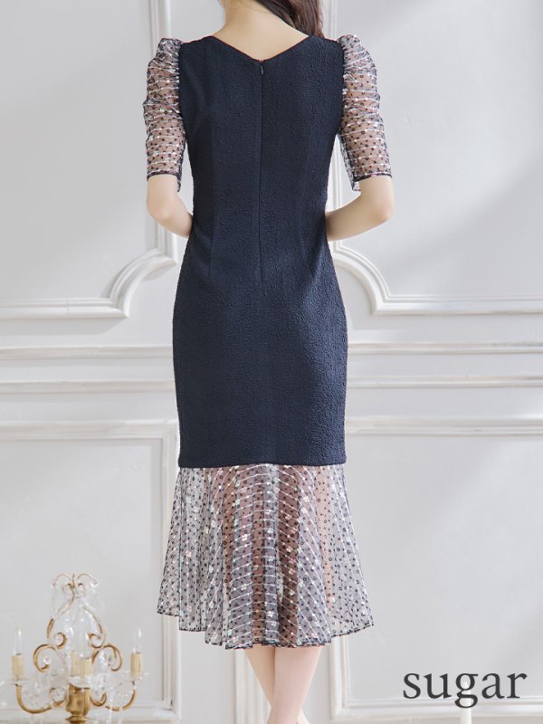 ブラック　モデル：ゆりお　身長：165cm　着用サイズ：Sサイズ