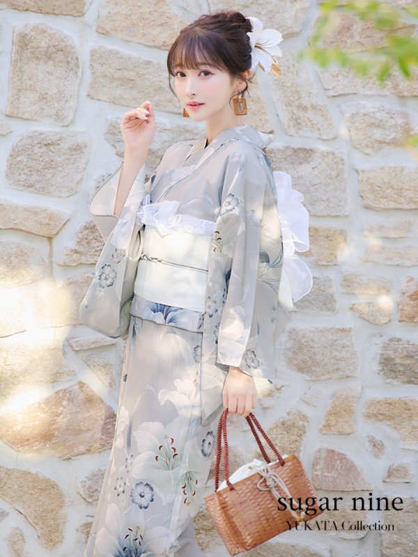 画像2: 【即日発送！】【浴衣】グレー地×可憐に咲き誇る百合浴衣  【浴衣３点セット 浴衣/帯/下駄】[YMT] (2)